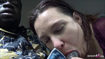 Berliner Strassen Nutte fuer Geld schnell im Auto durchgefickt – German BBW