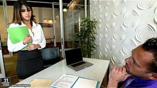 Sophia Leone fucks her hung boss