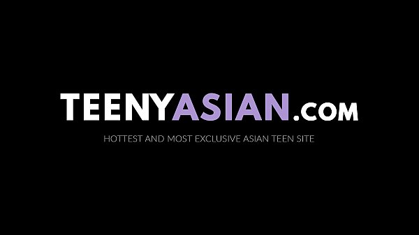 Young Asian secretary Lexi Mansfield office fucks for facial